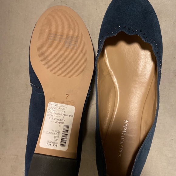NEW Saks Fifth Avenue Izaya Scallop flat - Picture 2 of 3